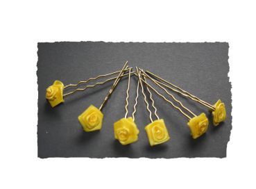 Haarschmuck - 6 goldfarbene Haarnadeln mit Rosen in der Farbe gelb