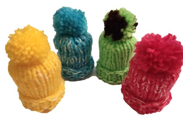 Tischdekoration - 4 Eierwärmer - Mützen Farbe - Nr. W 22